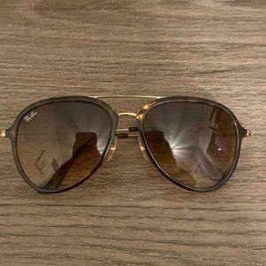 Ray ban aviator